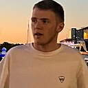 Знакомства: Олег, 21 год, Санкт-Петербург