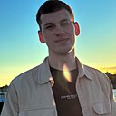 Знакомства: Илья, 25 лет, Березники