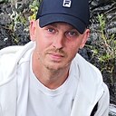 Знакомства: Артем, 33 года, Норильск