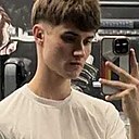 Знакомства: Максим, 30 лет, Знаменка