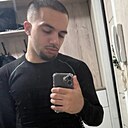 Знакомства: Толя, 24 года, Брянск