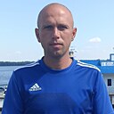 Знакомства: Денис, 41 год, Брянск