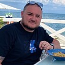 Знакомства: Евгений, 39 лет, Тюмень
