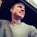 Знакомства: Макс, 32 года, Сочи