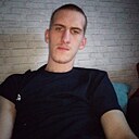 Знакомства: Alexander, 18 лет, Тюмень