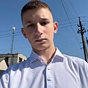 Знакомства: Андрей, 18 лет, Брянск