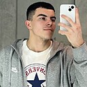 Знакомства: Данил, 22 года, Орск