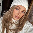 Знакомства: Елена, 28 лет, Санкт-Петербург