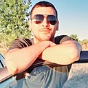 Знакомства: Евгений, 34 года, Медногорск