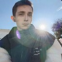 Знакомства: Артём, 21 год, Анапа