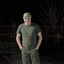 Знакомства: Олег, 31 год, Белово