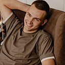 Знакомства: Андрей, 26 лет, Владивосток