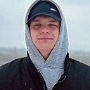 Знакомства: Максим, 26 лет, Керчь