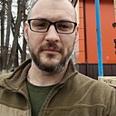 Знакомства: Максим, 40 лет, Ликино-Дулево