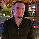 Знакомства: Роман, 31 год, Новосибирск