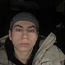 Знакомства: Максим, 22 года, Нижневартовск