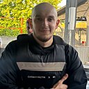 Знакомства: Рафаэль, 24 года, Казань