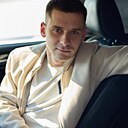 Знакомства: Макс, 31 год, Владивосток