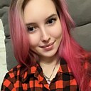 Знакомства: Ксеня, 23 года, Омск