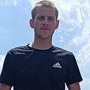 Знакомства: Алексей, 23 года, Донецк