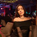 Знакомства: Карина, 22 года, Москва