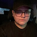 Знакомства: Артур, 21 год, Курск