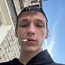 Знакомства: Юрий, 19 лет, Саратов