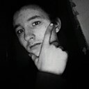 Знакомства: Виталий, 19 лет, Бердянск