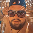 Знакомства: Adrian, 31 год, București