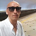 Знакомства: Макс, 43 года, Казань