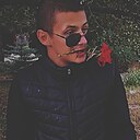 Знакомства: Александер, 21 год, Армавир