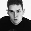 Знакомства: Роман, 19 лет, Санкт-Петербург