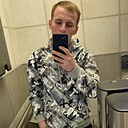 Знакомства: Илья, 24 года, Ессентуки