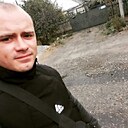 Знакомства: Максим, 32 года, Мелитополь