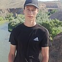 Знакомства: Алексей, 25 лет, Караганда