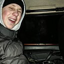 Знакомства: Максим, 18 лет, Иваново