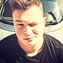 Знакомства: Максим, 21 год, Москва