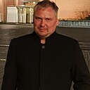 Знакомства: Антон, 37 лет, Москва