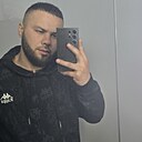 Знакомства: Адил, 29 лет, Геленджик