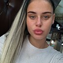 Знакомства: Полина, 22 года, Уссурийск