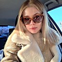 Знакомства: Карина, 28 лет, Луганск