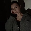 Знакомства: Алина, 18 лет, Москва