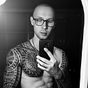 Знакомства: Oleg, 21 год, Киев