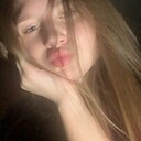 Знакомства: Дарья, 18 лет, Москва