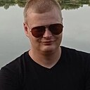 Знакомства: Максим, 30 лет, Комарин