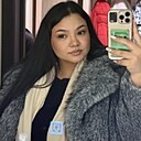 Знакомства: Диана, 18 лет, Бишкек
