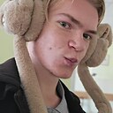 Знакомства: Denis, 24 года, Гродно