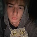 Знакомства: Mario, 18 лет, Drobeta-Turnu Severin