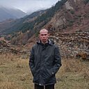 Знакомства: Павел, 37 лет, Новосергиевка