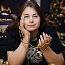 Знакомства: Вика, 26 лет, Барнаул